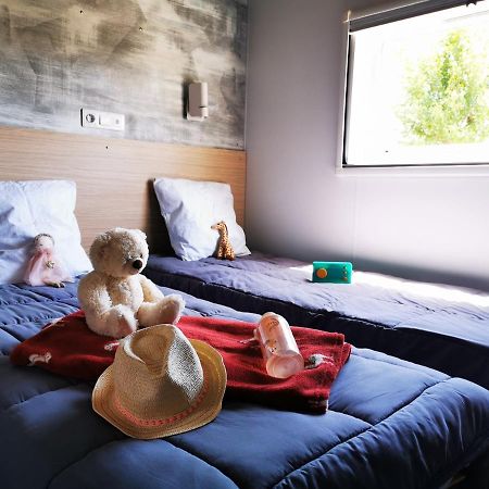 Camping Les Places Dorees Σαιν-Ζαν-ντε-Μον Εξωτερικό φωτογραφία
